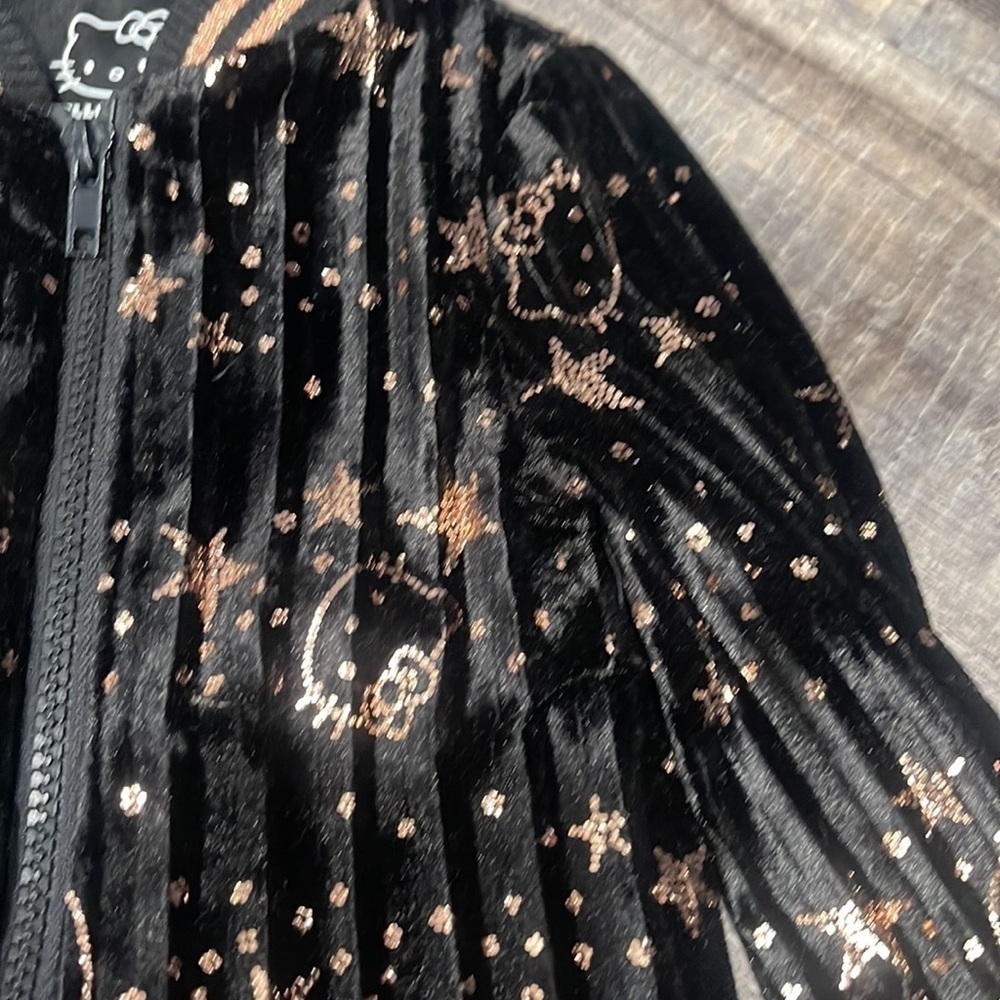 Hello Kitty jacket - Picture 4 of 10